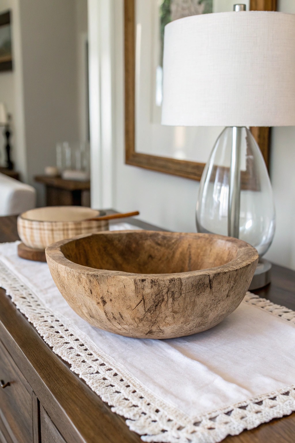 Elevate your entryway: combine natural textures for effortless depth and beauty.